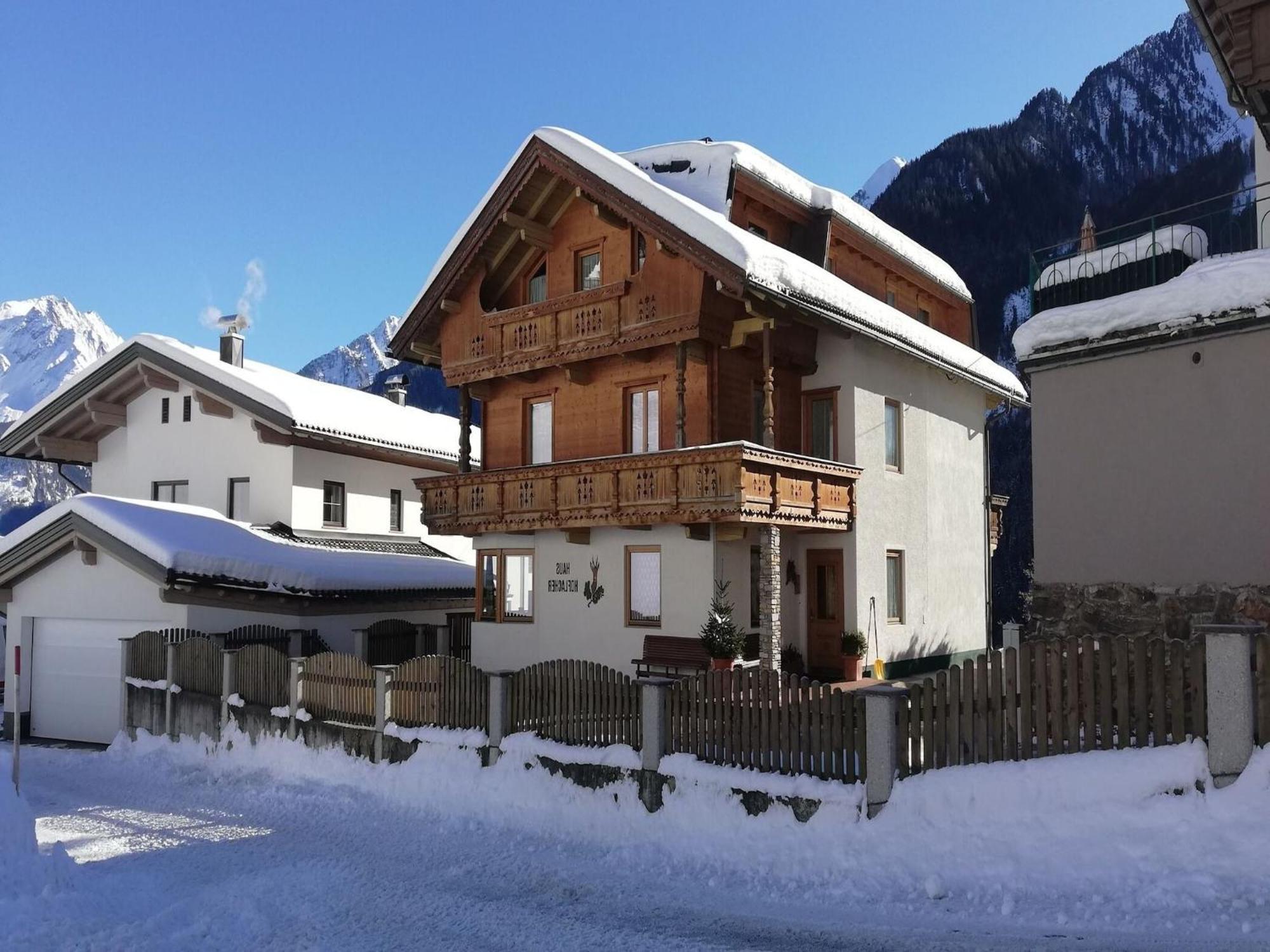 Apartment In Mayrhofen In The Mountains 外观 照片